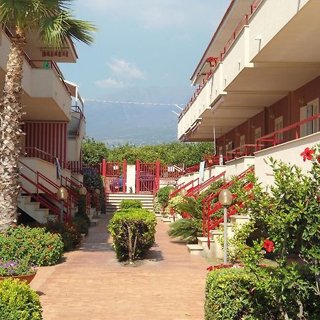 Aquamarine Home Рипосто Экстерьер фото